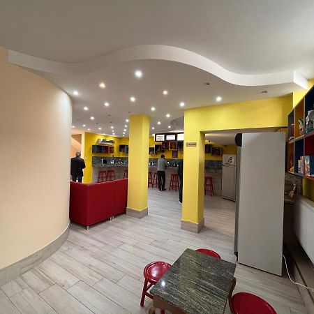 Hostel Jeal Батумі Екстер'єр фото