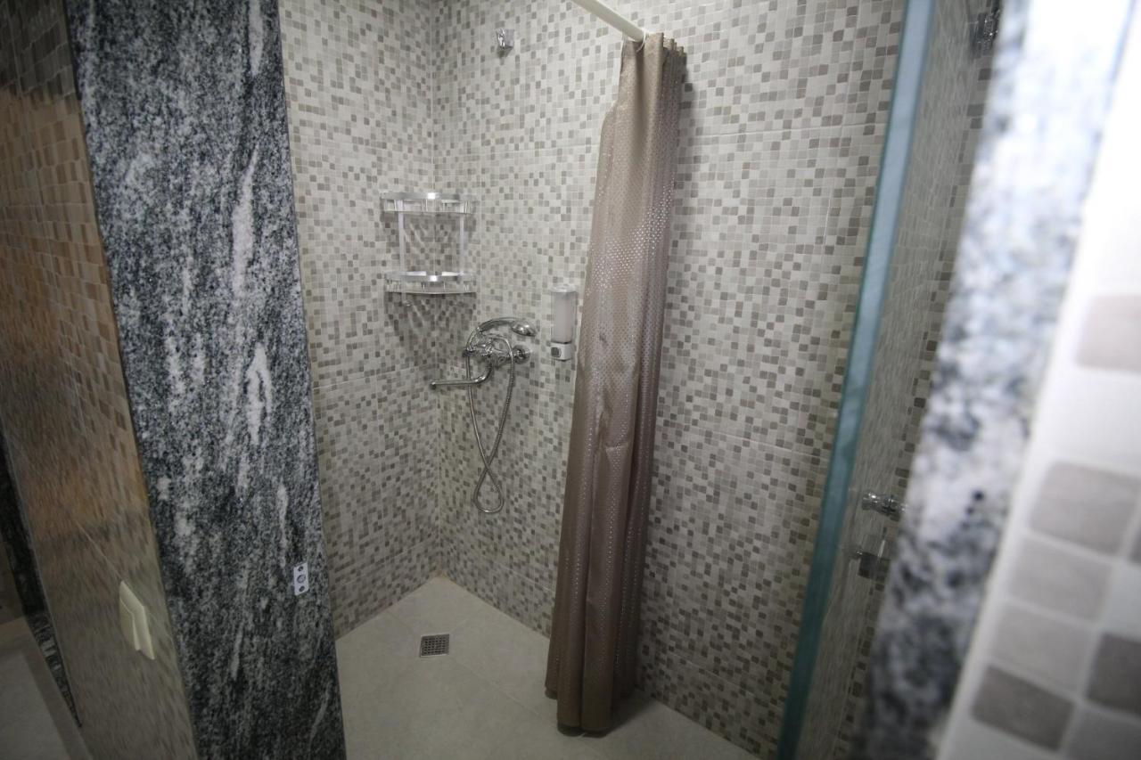 Hostel Jeal Батумі Екстер'єр фото