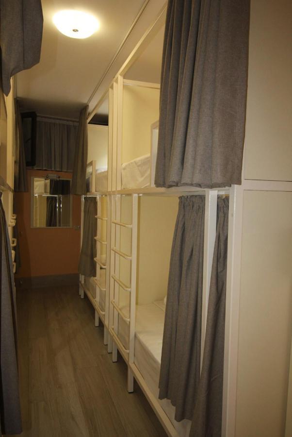 Hostel Jeal Батумі Екстер'єр фото