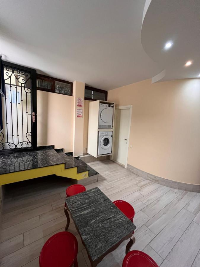 Hostel Jeal Батумі Екстер'єр фото